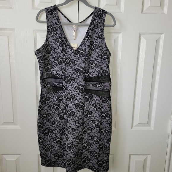 Andrea Missy Dresses & Skirts - Black & White Bodycon Dress